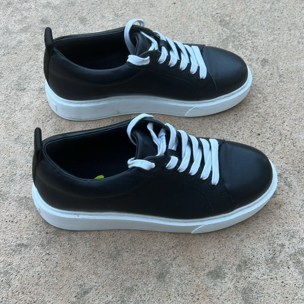 J/Slides NYC Noca Black Leather Platform Women's Sneakers Size 8.5 - Picture 2 of 10